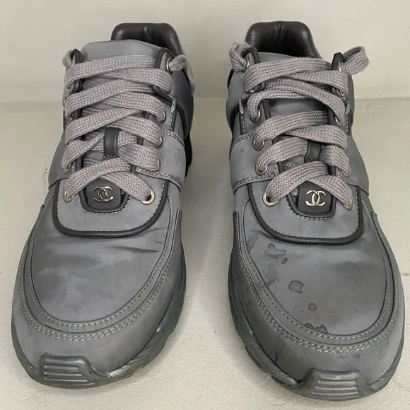 CHANEL Sneakers Size 7 - Picture 2 of 11